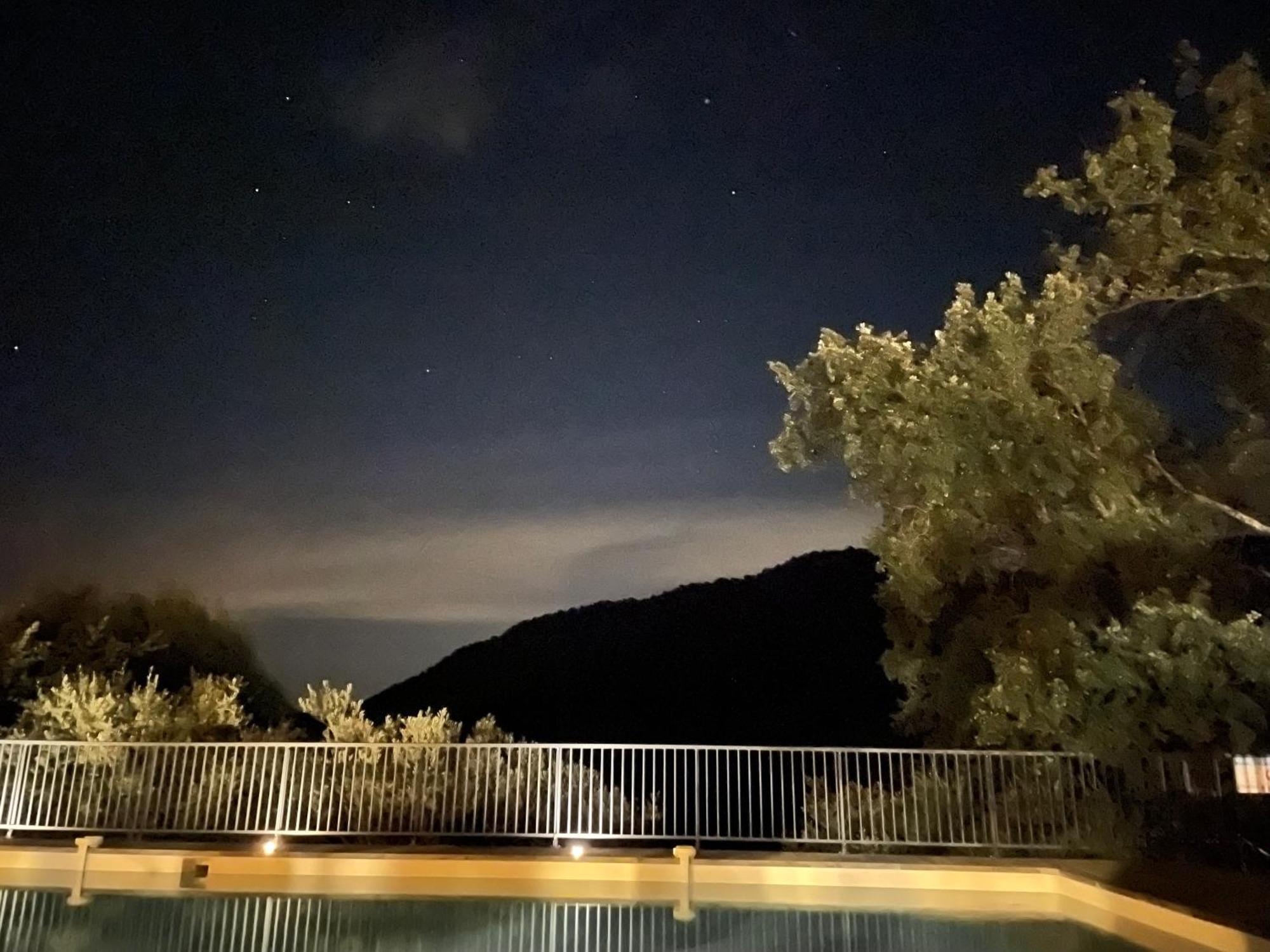 Appartamento Les Mazets De La Cascade Salernes Esterno foto